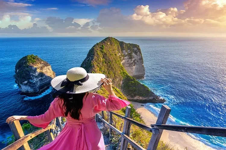 Paket Tour Belitung Island Hopping 3 Hari 2 Malam